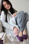 Ladies 1 Pair Isotoner Suedette Pillowstep Moccasin Slippers with Bow In 3 Colours