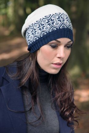 Ladies John Smedley Penrose 100% Merino Wool Snowflake Hat In 3 Colours Fern - Truffle