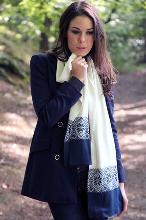 Ladies John Smedley Jardine 100% Merino Wool Snowflake Scarf In 3 Colours Slate Blue - Winter White