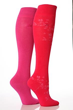 Ladies 2 Pair Elle Bamboo Flower Pattern and Plain Knee High Socks