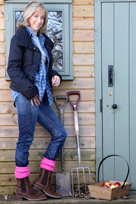 Ladies 1 Pair SockShop Heat Holder Thermal Socks with a 2.3 Tog Rating In 15 Colours Black