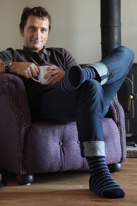 Mens 1 Pair SockShop Heat Holders Two Tone Striped 2.3 Tog Thermal Socks In 6 Colours Navy - Denim