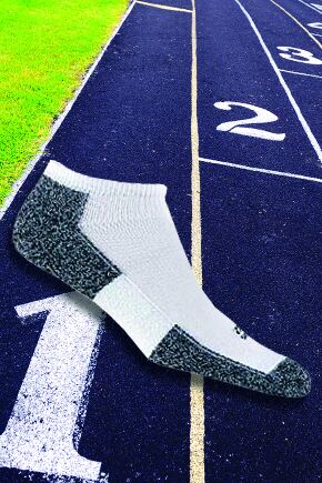 Ladies 1 Pair Thorlos Lite Running Thin Cushion Micro Mini Crew Socks White 5.5-7.5