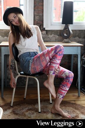 View Leggings at SockShop