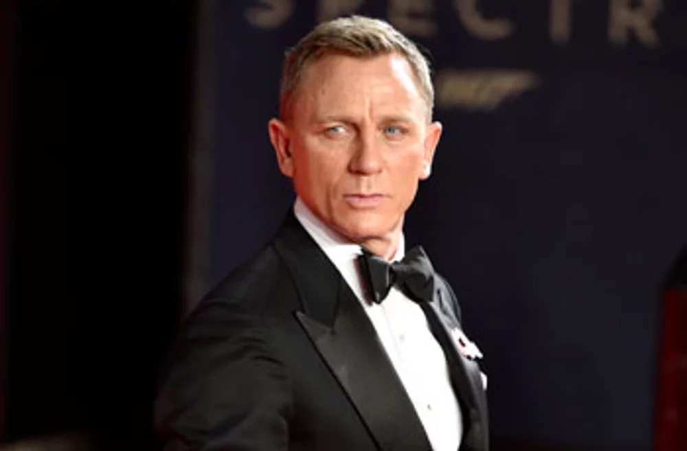 How to dress like James Bond
