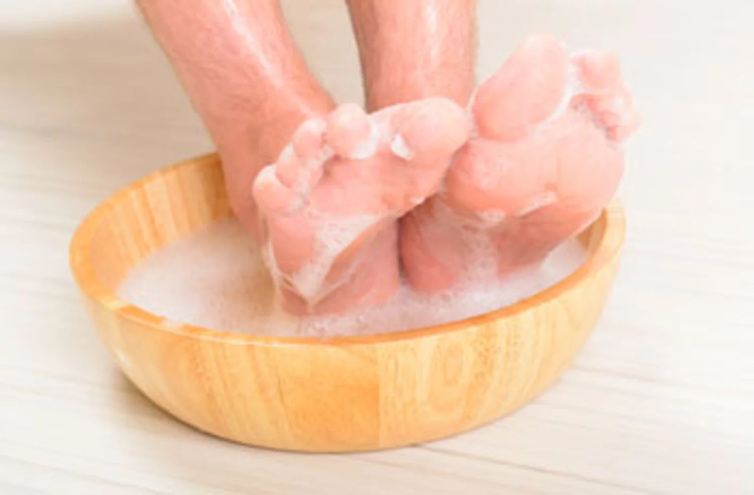 How men can keep their feet clean