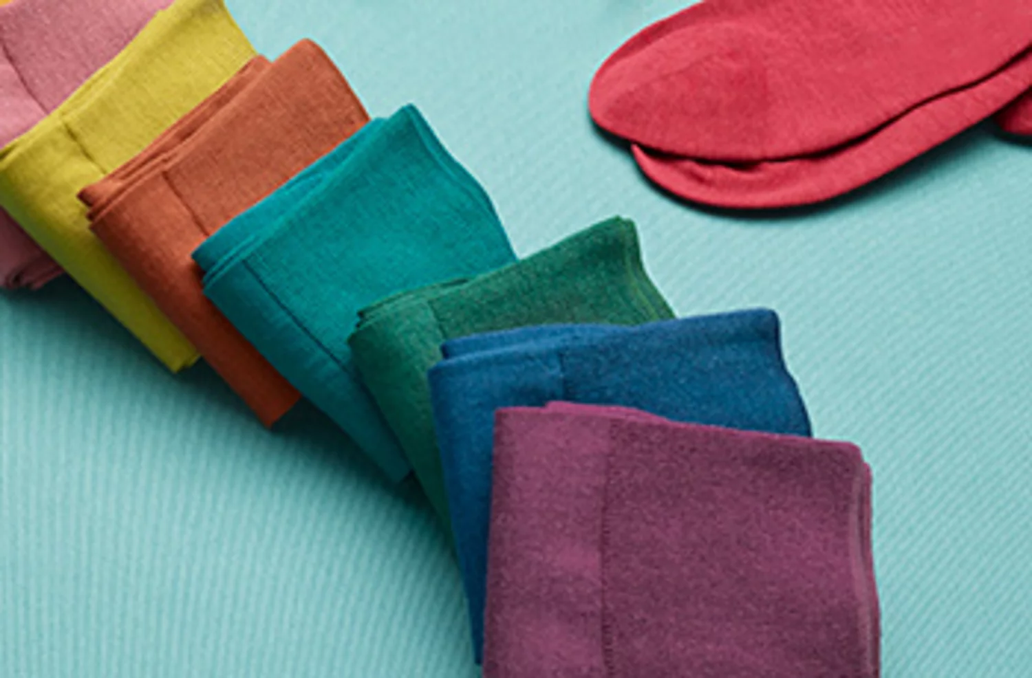 How to Fold Tights