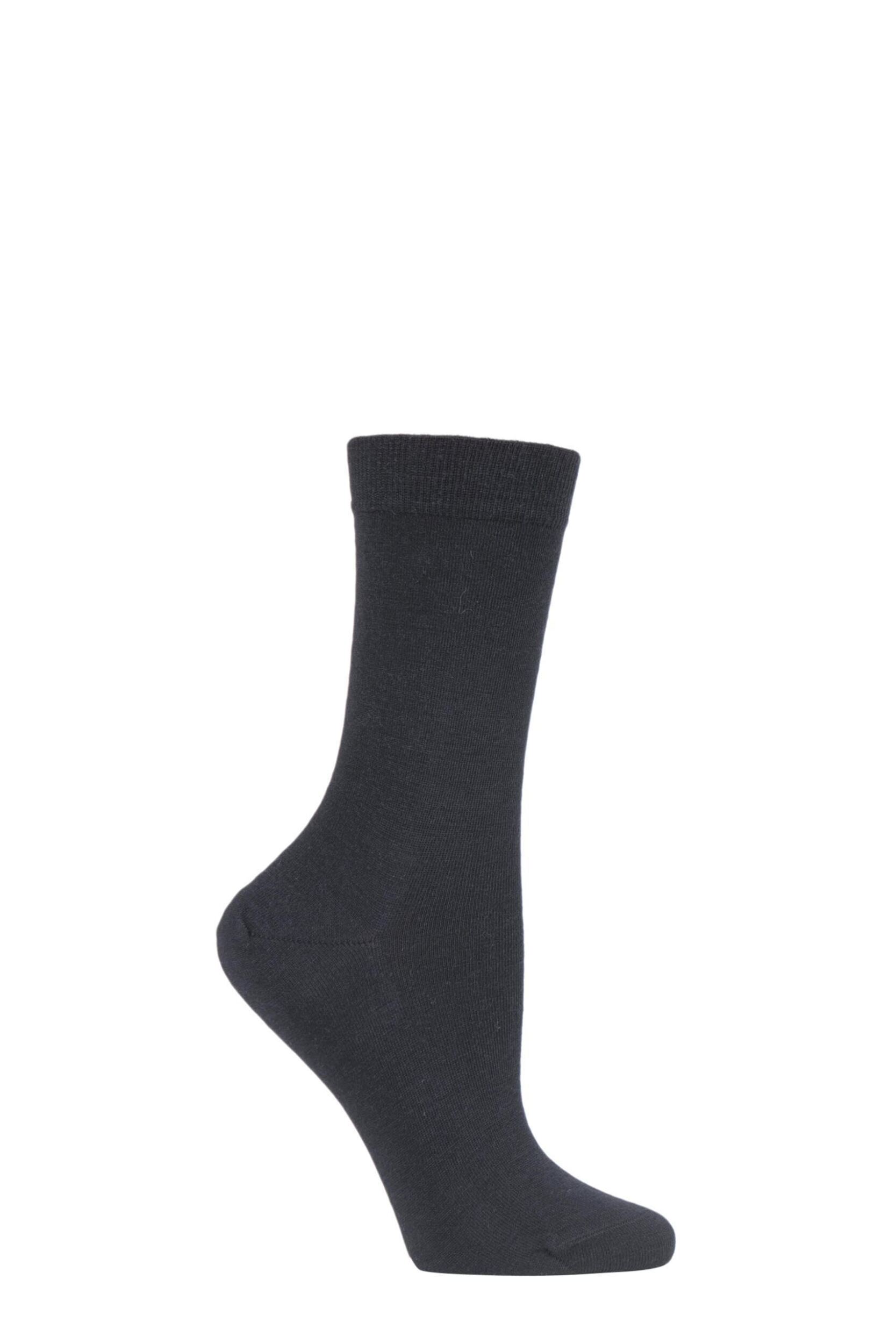 Image of 1 Pair Black Soft Merino Wool Socks Ladies - Falke