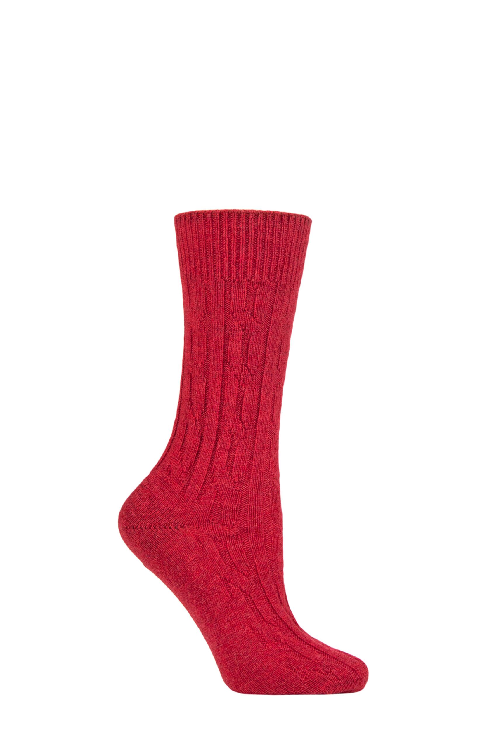 Women's 1 Pair SOCKSHOP of London 100% Cashmere Cable Knit Bed Socks Raspberry 4-8 Ladies