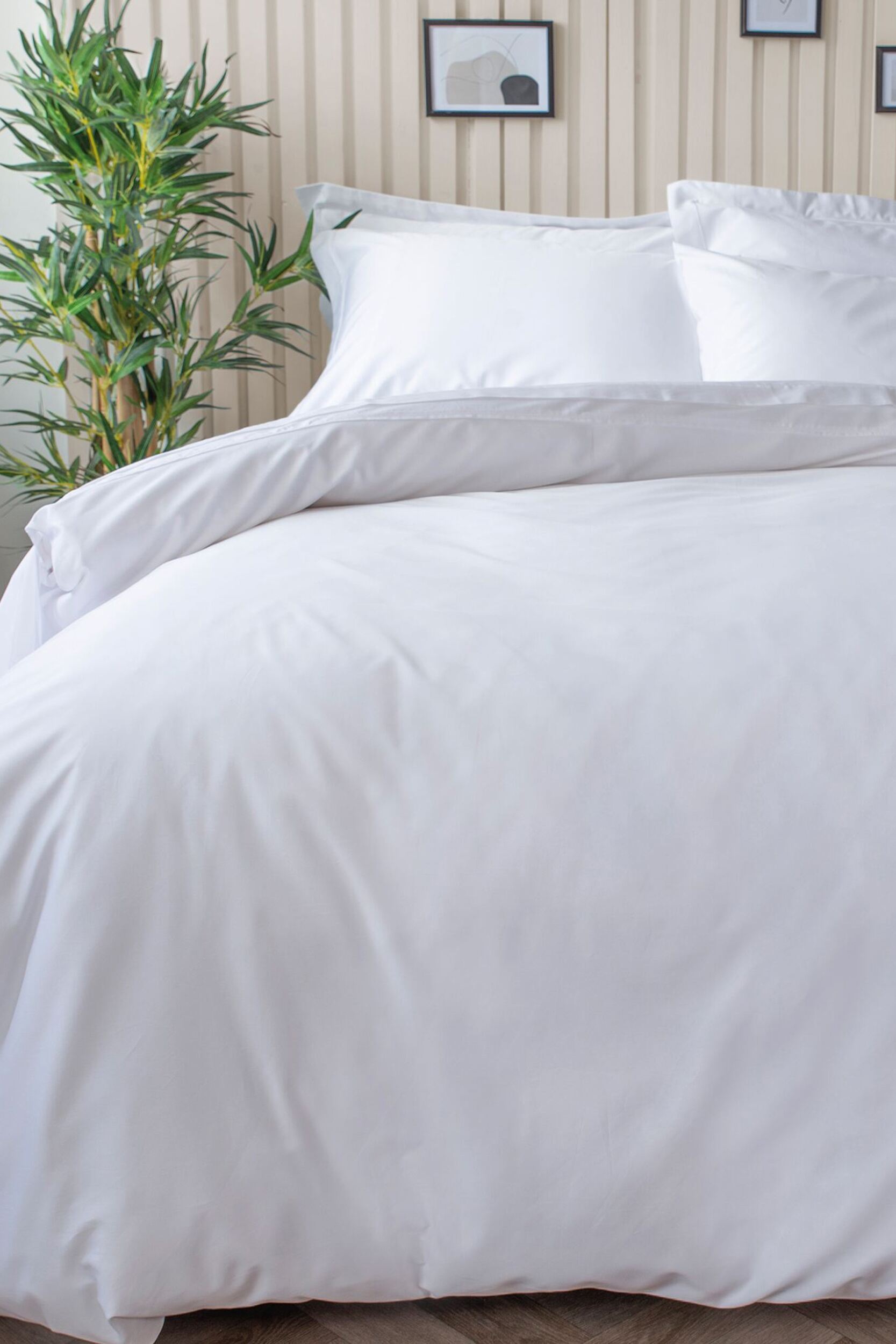 Lazy Panda 300 Thread Count Bamboo Duvet Cover White Double