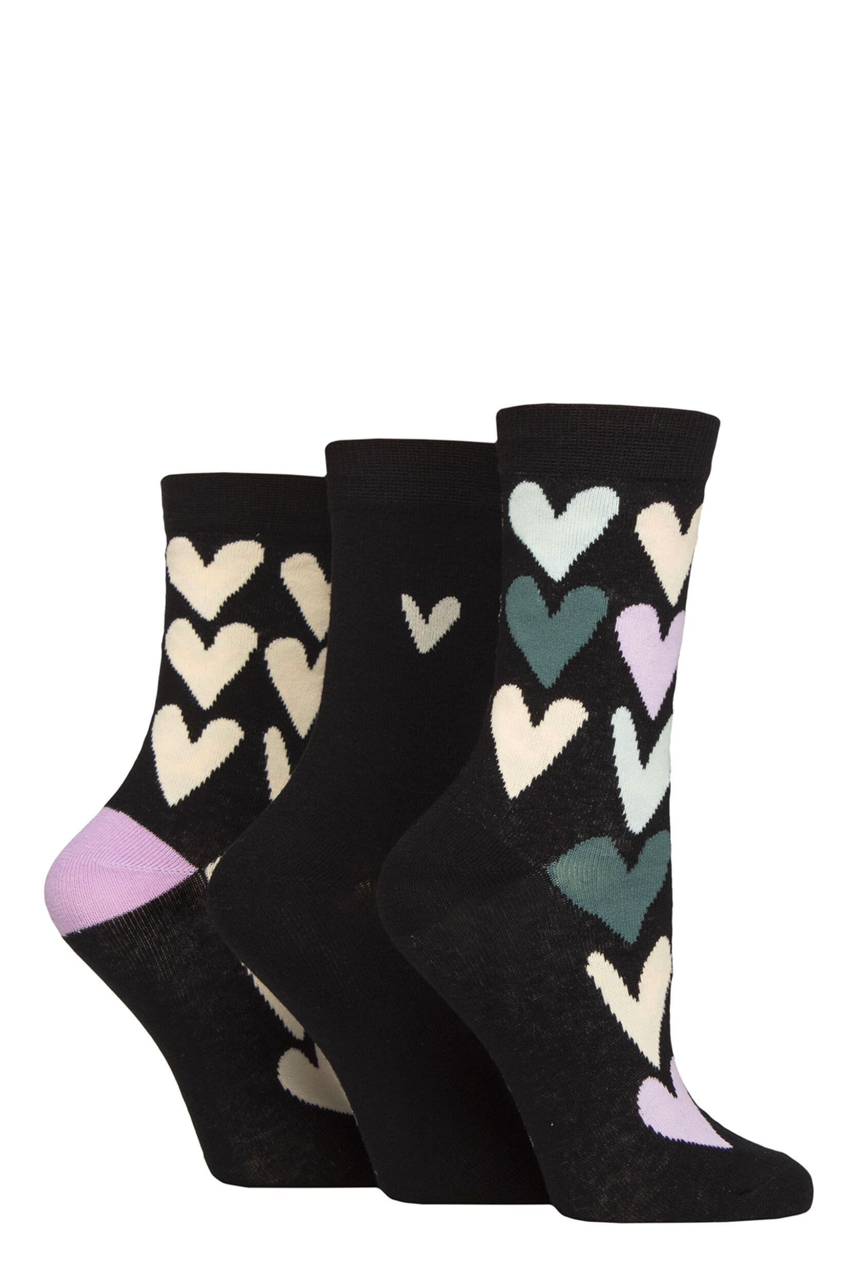 Women's 3 Pair Caroline Gardner Patterned Cotton Socks Big Hearts Black 4-8