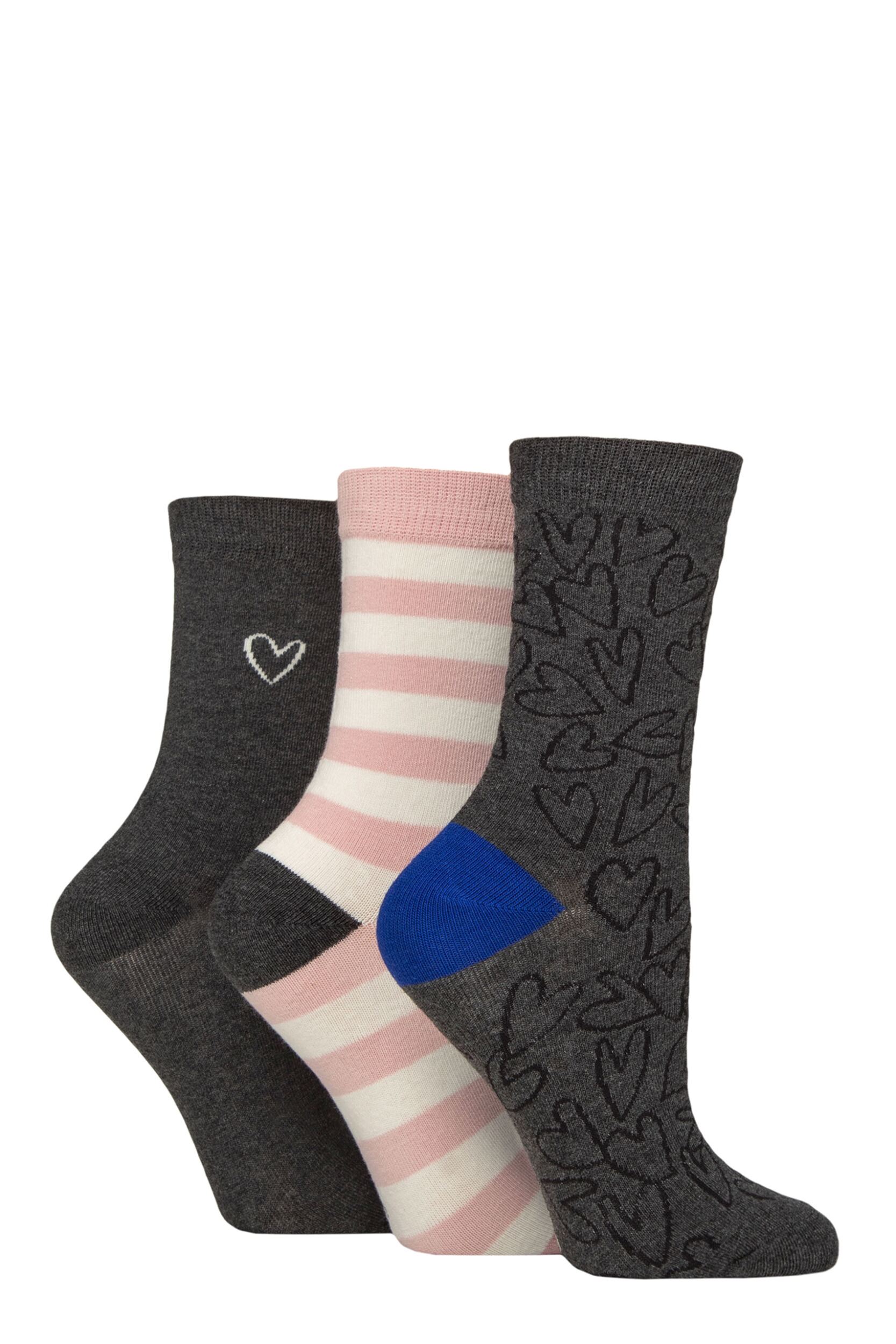 Women’s 3 Pair Caroline Gardner Patterned Cotton Socks Small Heart Outline Charcoal 4-8 Women’s