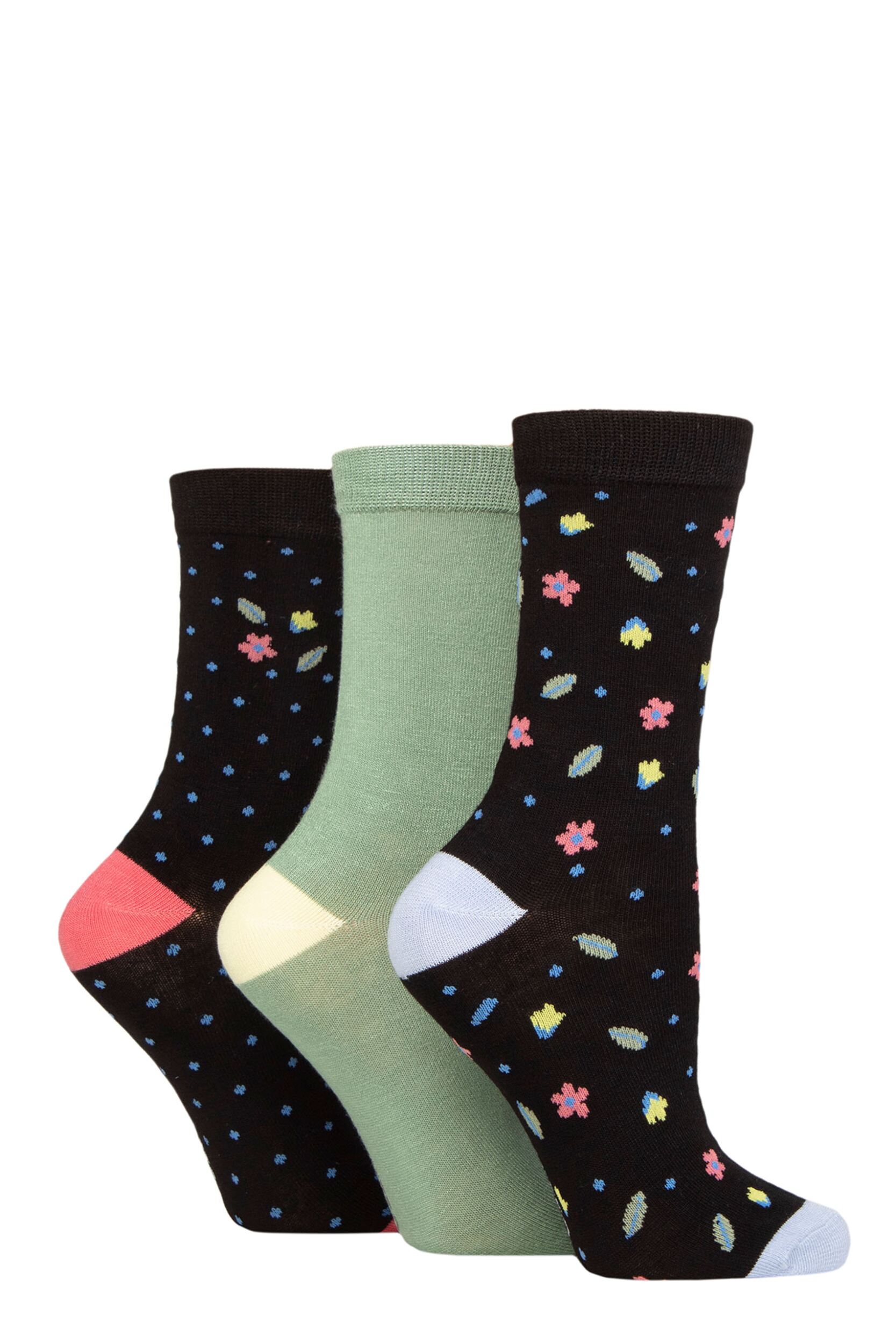Image of Women's 3 Pair Glenmuir Patterned Bamboo Socks Flowers Black 4-8 Ladies