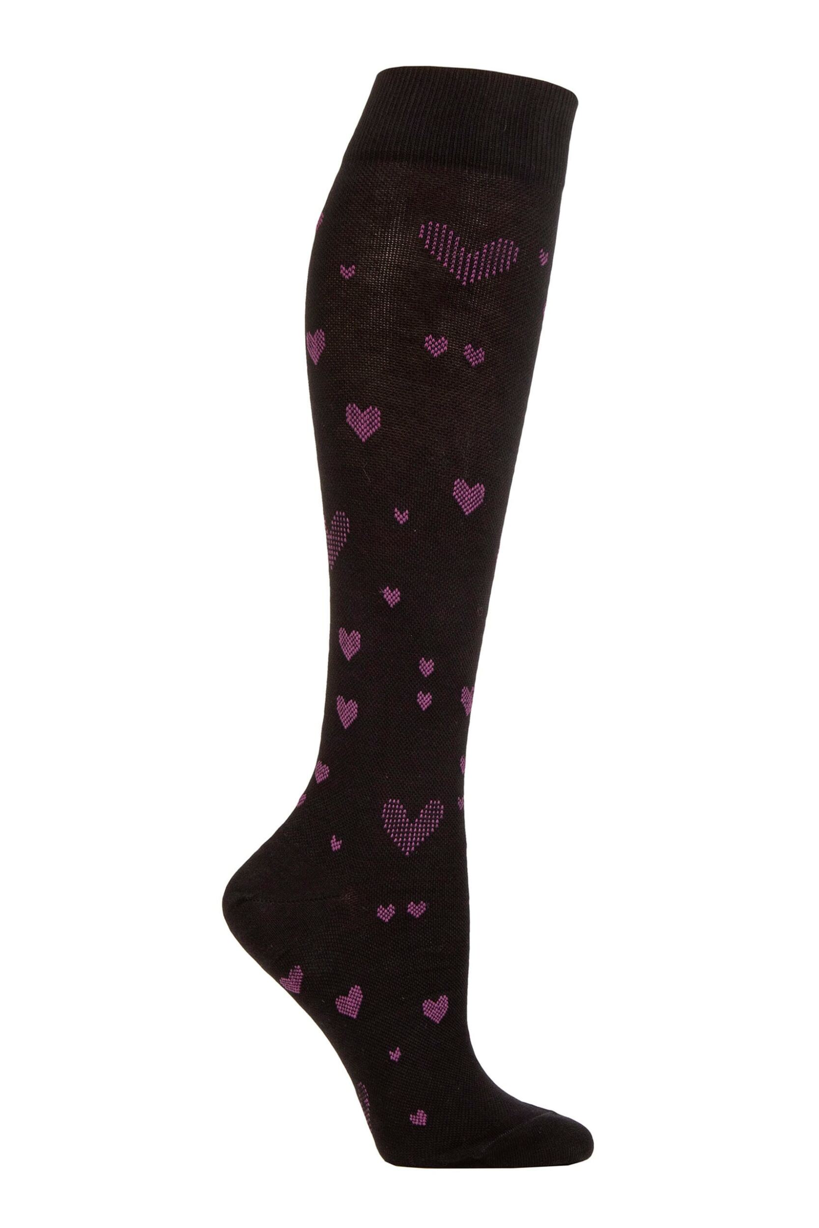 Women's 1 Pair SOCKSHOP IOMI FootNurse Patterned Cotton Diabetic Flight Socks Black / Pink Hearts 4-7