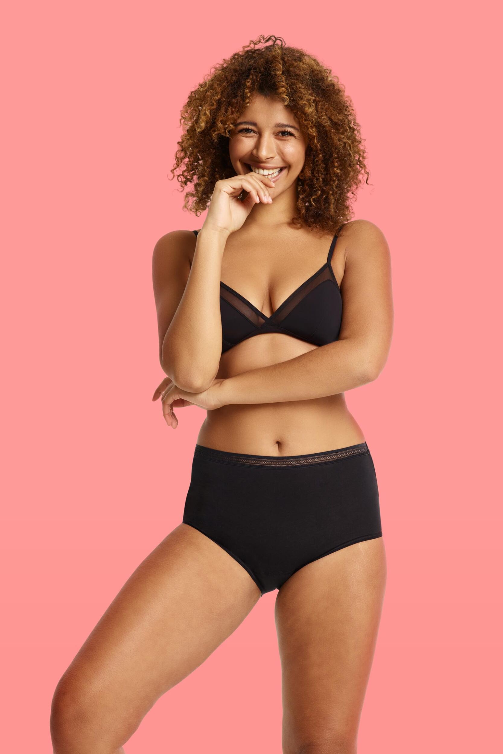 1 Pack Black Lady Leaks Full Briefs Ladies 14-16 Ladies - Love Luna