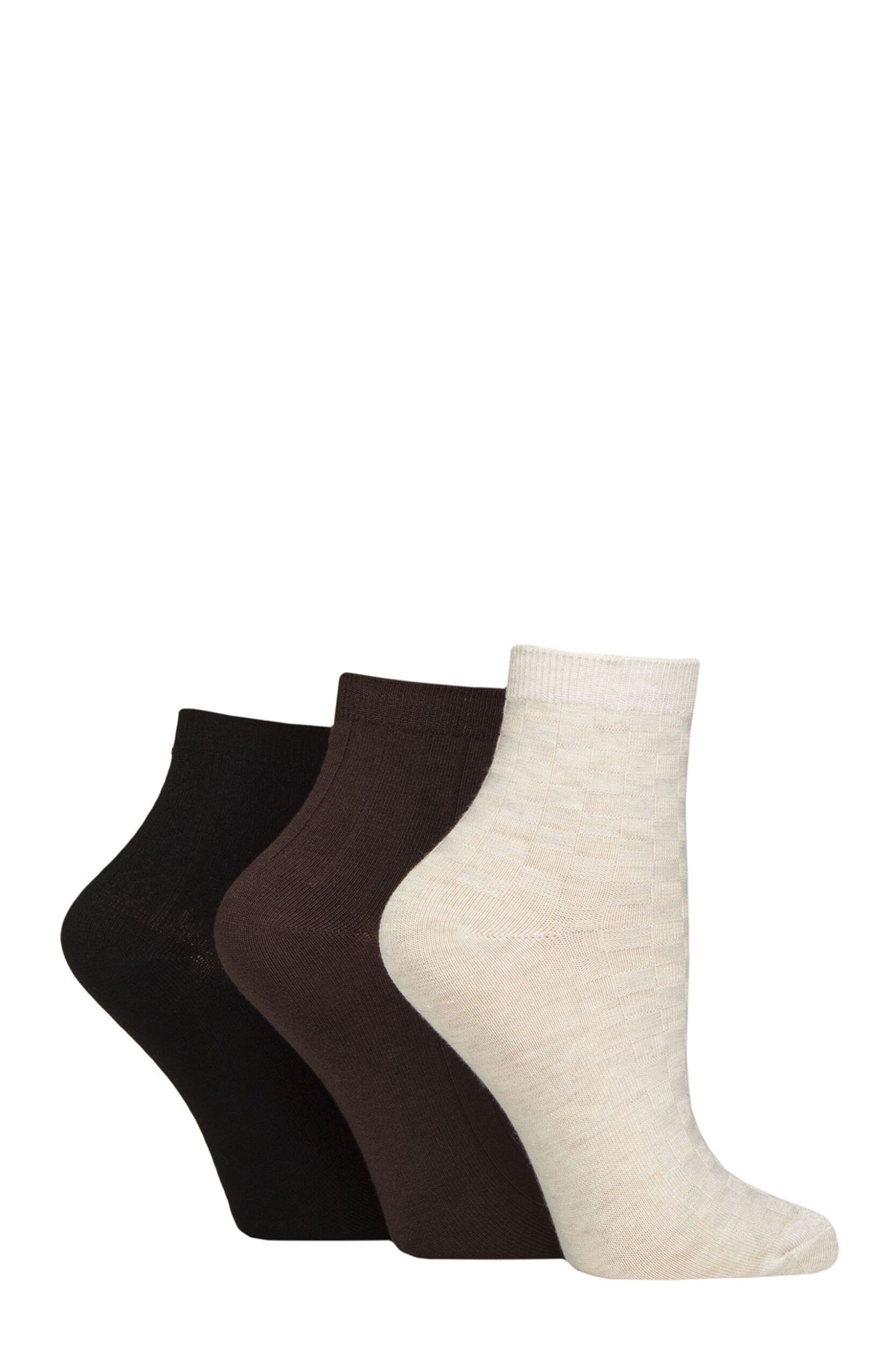 Image of Women's 3 Pair SOCKSHOP Plain and Patterned Bamboo Ankle Socks Textured Cocoa 4-8