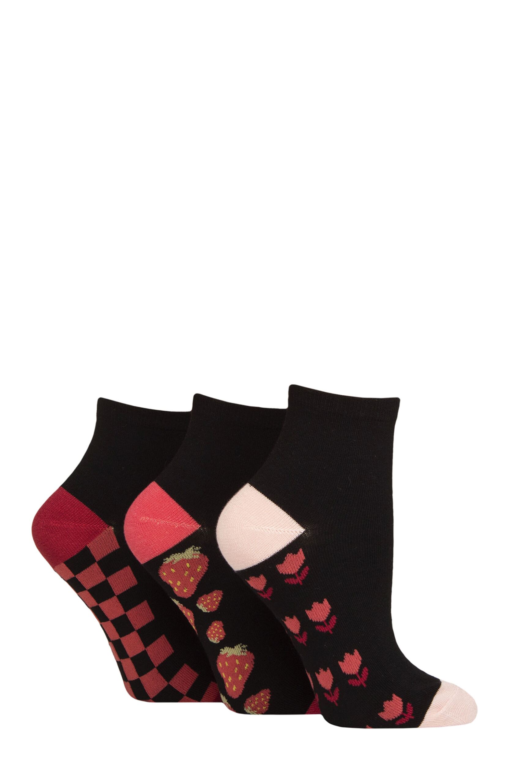 Image of Women's 3 Pair SOCKSHOP Plain and Patterned Bamboo Ankle Socks Patterned Sole Black / Tuscan Rose 4-8