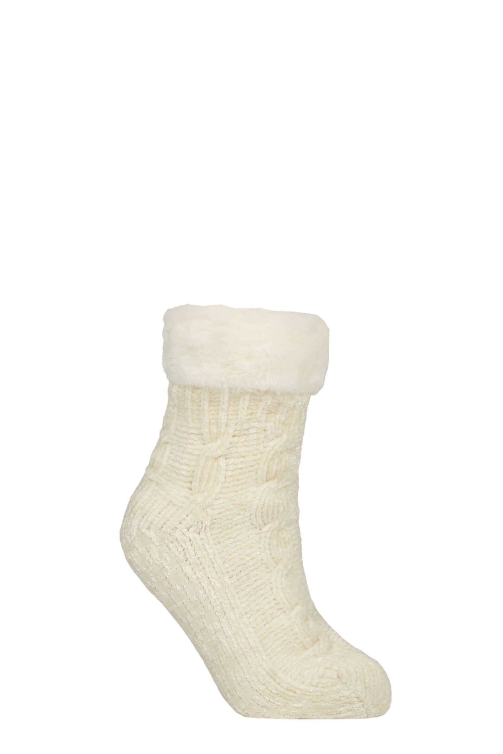 Women's 1 Pair SOCKSHOP Faux Fur Lined Chenille Cable Slipper Socks Off White 4-8