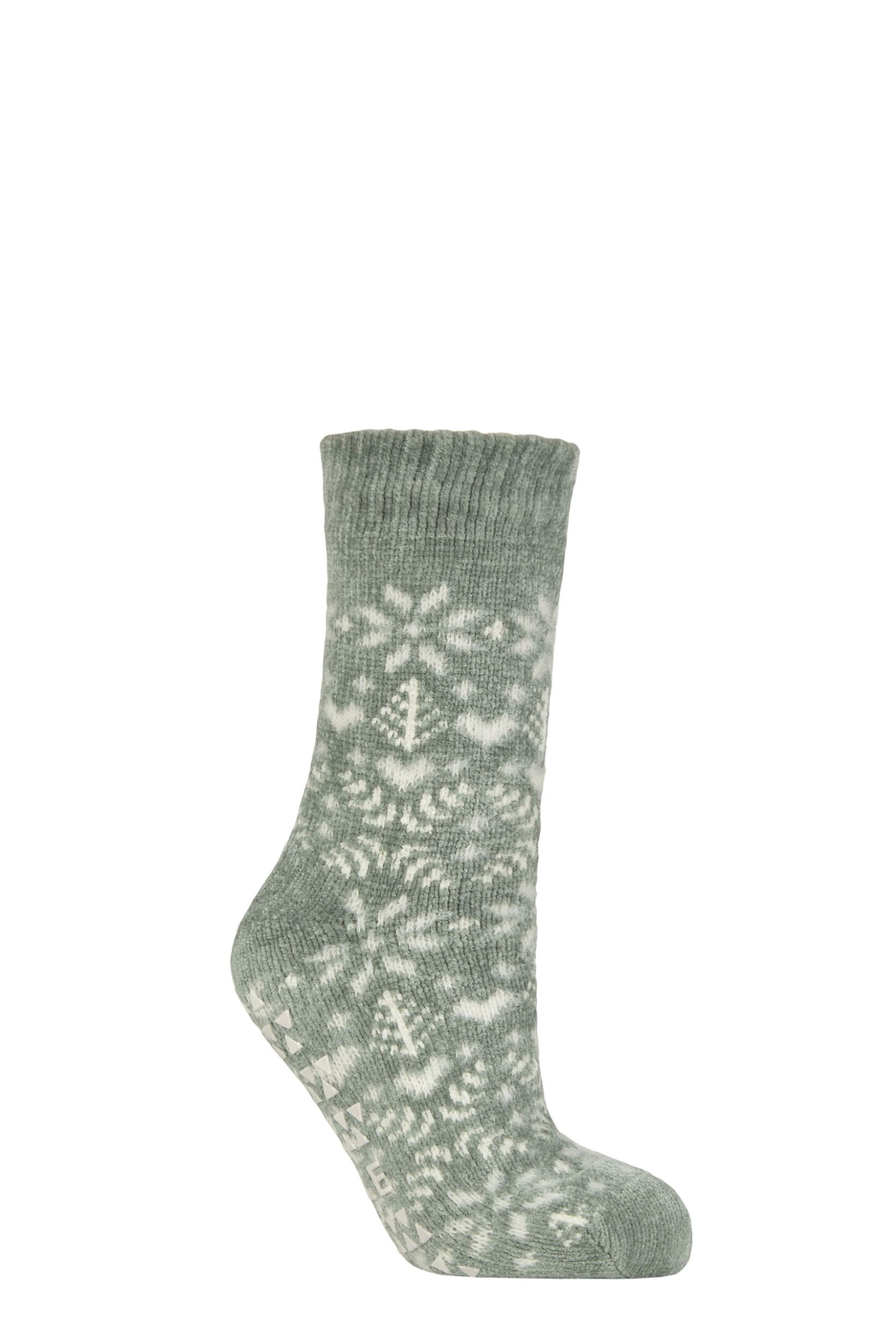 Image of Women's 1 Pair Elle Faux Fur Chenille Slipper Socks Forager 4-8