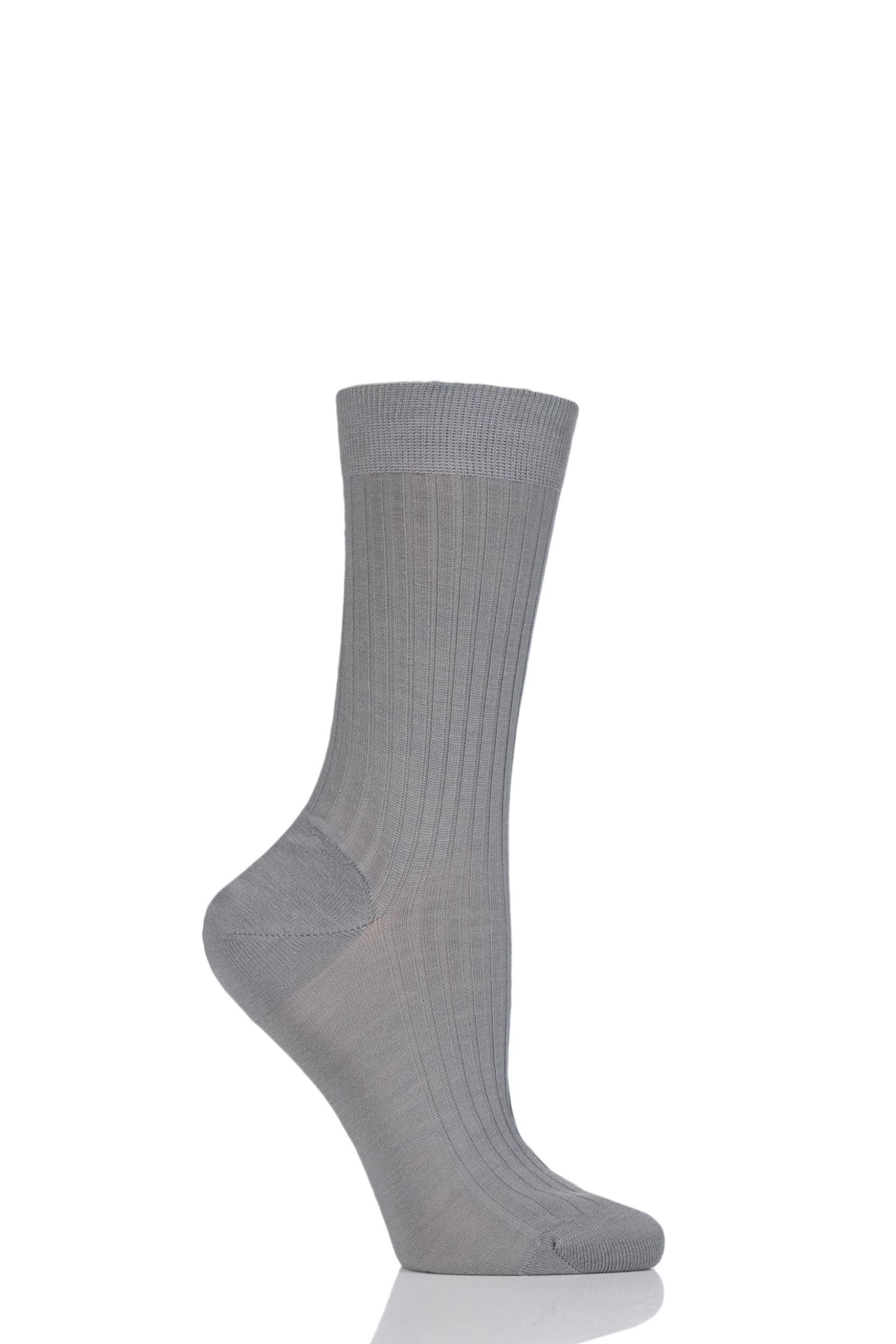 Image of 1 Pair Light Grey Classic Merino Wool Ribbed Socks Ladies - Pantherella