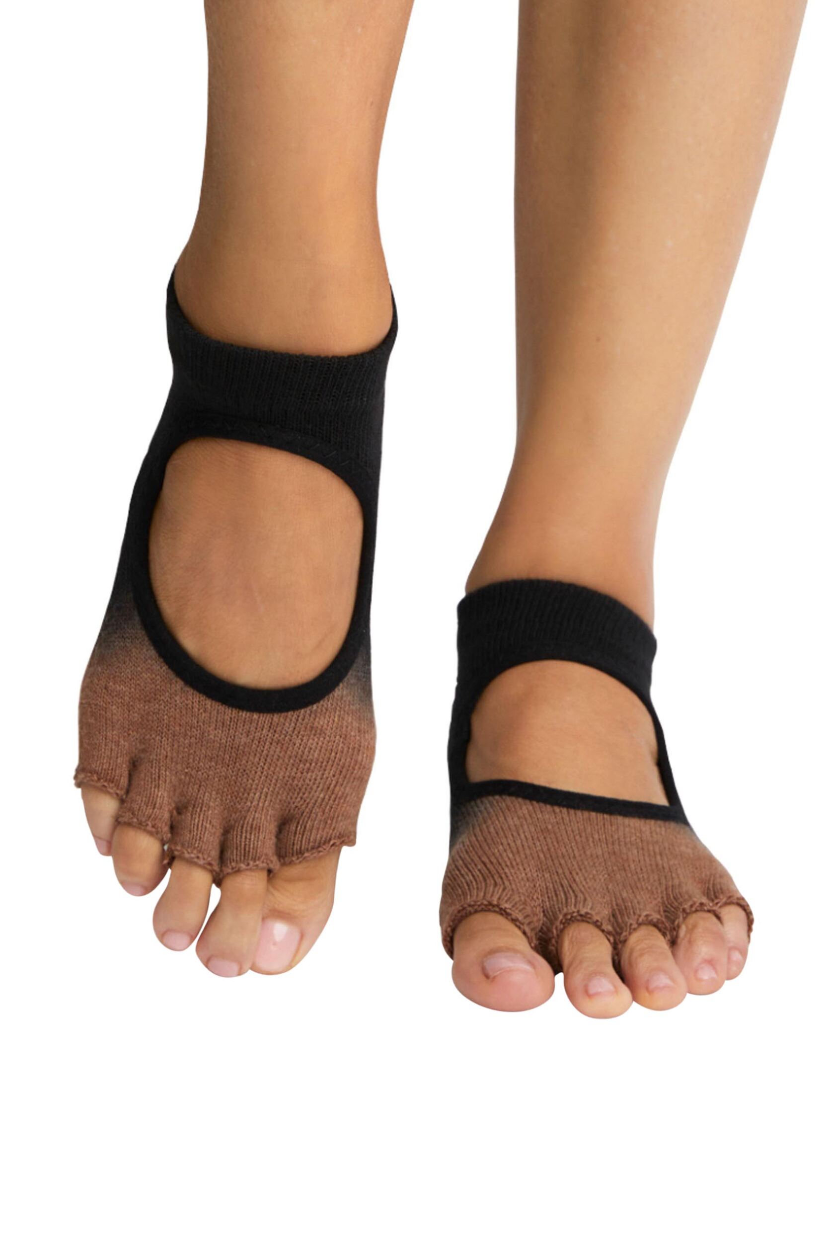 Women's 1 Pair ToeSox Bella Half Toe Organic Cotton Open Front Yoga Socks Clove Ombre 3-5.5 Ladies