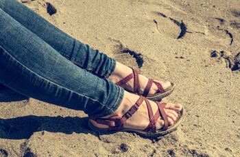 How to stay comfy in sandals and flip-flops