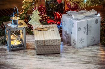 Last minute Christmas wrapping tips