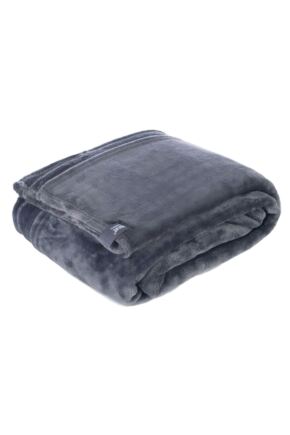 SOCKSHOP Heat Holders Snuggle Up Thermal Blanket In Antique Silver