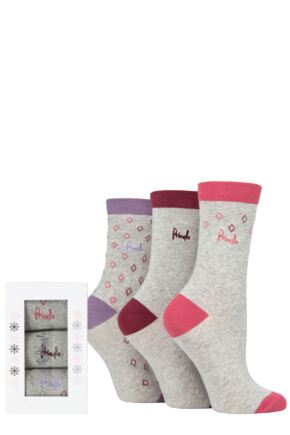 Ladies 3 Pair Pringle Patterned Socks with Christmas Snowflake Gift Box Triangles Grey 4-8 Ladies