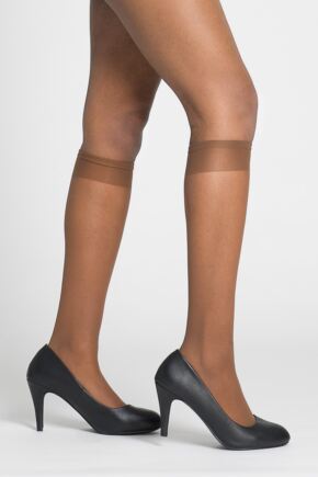 Ladies 2 Pair Pendeza 15 Denier Tone 10, 20, 30, 40 and 50 Knee Highs For Darker Skin Tones