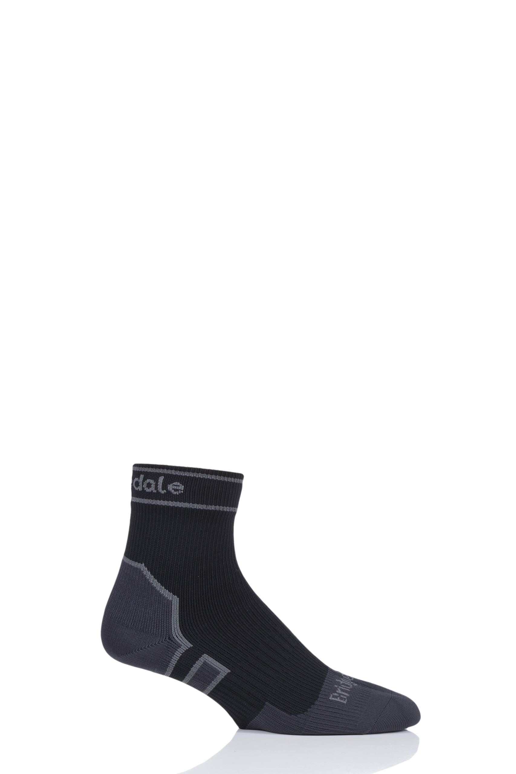 Image of 1 Pair Pack Black 100% Waterproof Lightweight Ankle StormSocks Unisex Medium - Bridgedale