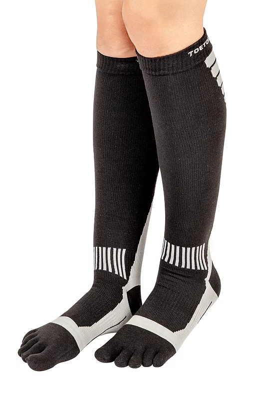 Mens and Women's 1 Pair TOETOE Sport Range Compression Knee High Toe Socks