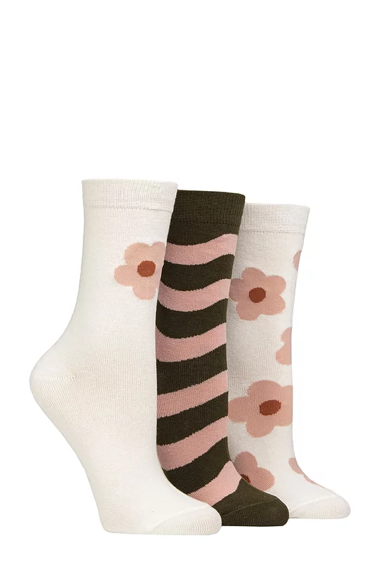 Women's 3 Pair Caroline Gardner Patterned Cotton Socks Flowers Chalk / Green 4-8