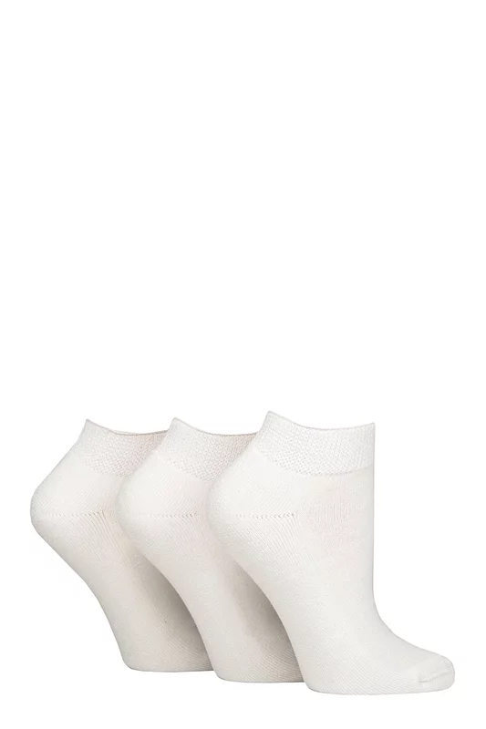 Women's 3 Pair IOMI FootNurse Cushioned Foot Bamboo Diabetic Trainer Socks