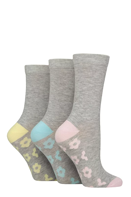 Women's 3 Pair SOCKSHOP Wildfeet Patterned Bamboo Socks Floral Light Grey 4-8