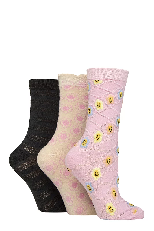 Women's 3 Pair SOCKSHOP Wildfeet Textured Bamboo Socks Flower Smiley 4-8