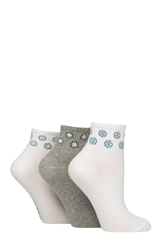 Women's 3 Pair SOCKSHOP Wildfeet Plain Mid Cut Ribbed Crew Socks Daisy 4-8