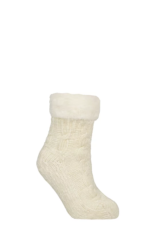 Women's 1 Pair SOCKSHOP Faux Fur Lined Chenille Cable Slipper Socks Off White 4-8