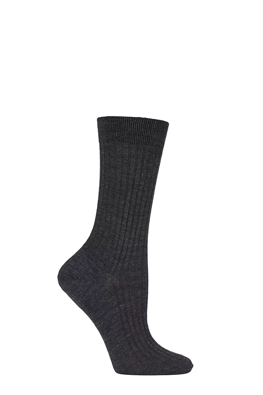 Women's 1 Pair Pantherella Classic Merino Wool Ribbed Socks