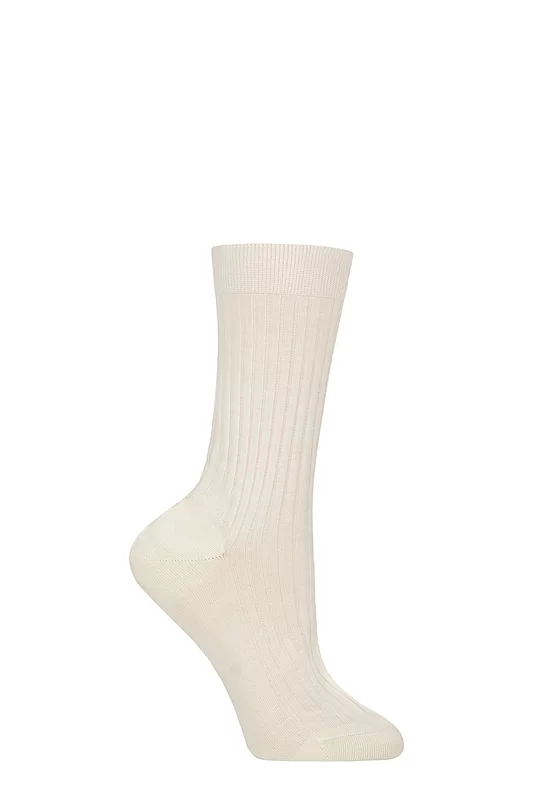 Women's 1 Pair Pantherella Classic Merino Wool Ribbed Socks Cream 4-7