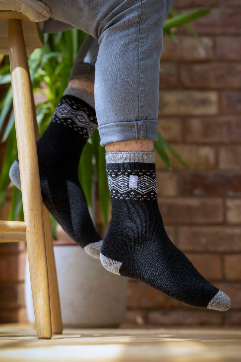 Mens 1 Pair SOCKSHOP Heat Holders 2.3 TOG Patterned and Plain Thermal Socks