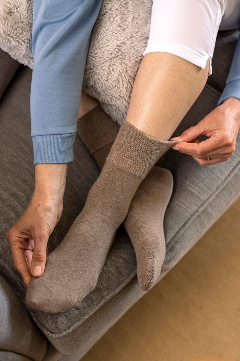 Ladies 3 Pair Iomi Footnurse Gentle Grip Diabetic Socks