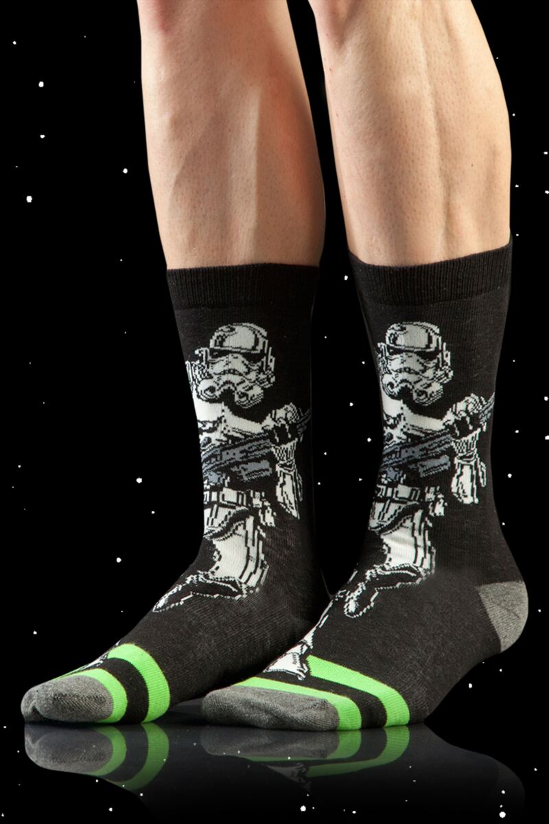 Mens 4 Pair SOCKSHOP Disney Star Wars Villains Darth Vader, Boba Fett, Emperor and Stormtrooper Socks