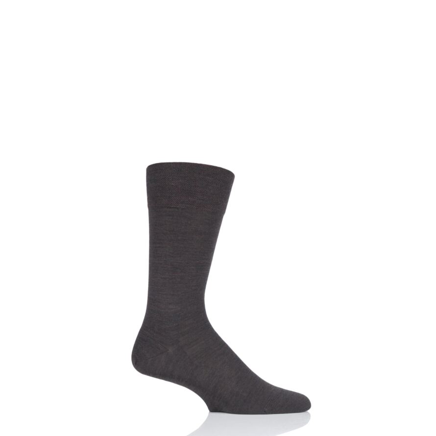 Sensitive Berlin Knee High Socks in Black