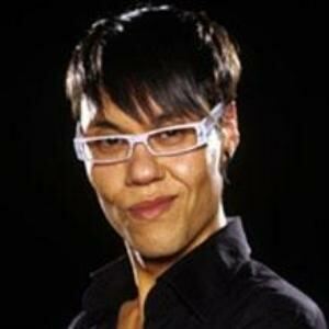 Gok Wan doles out hosiery help