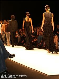 LG Fashion Week 'shows great future for leggings'