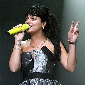 Lily Allen causes storm in hosiery... and little else