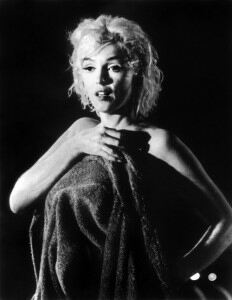 Marilyn Monroe's bra and stockings auctioned