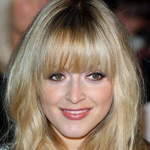 Fearne Cotton rocks her socks with heels