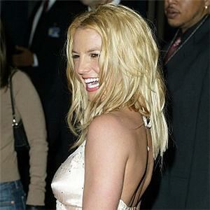 Britney dons lacy stockings for risque new song